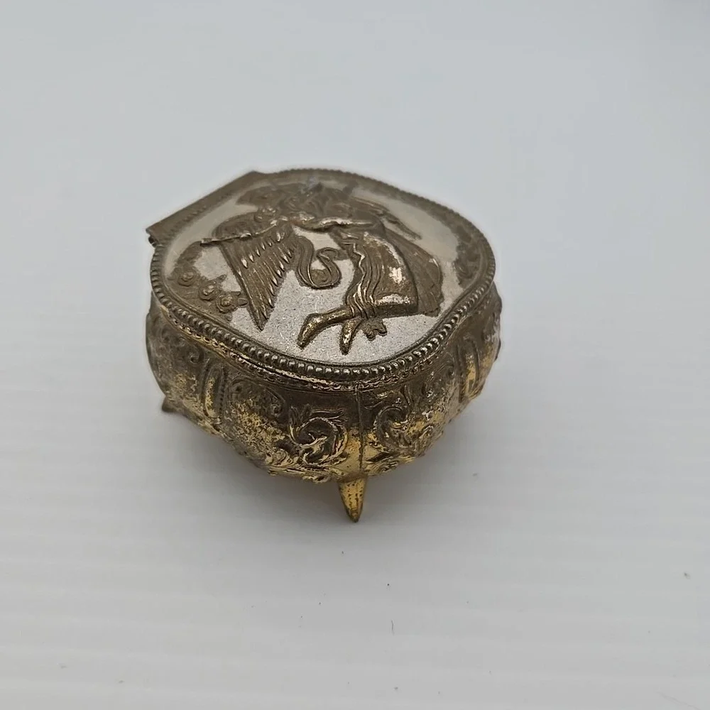 Vintage Jewelry Dish With Angel Made In Japan‎ With Red Velvet Interior